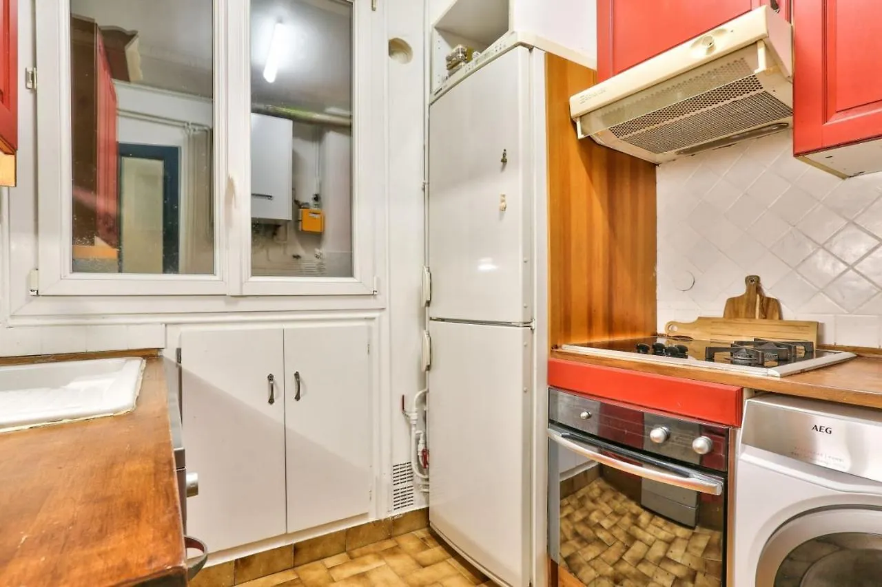 Cozy Apartment For 4 People - Paris 10 Γαλλία