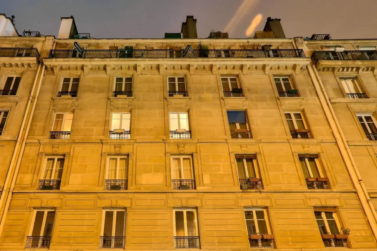 Cozy Apartment For 4 People - Paris 10